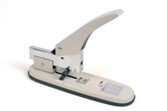 B/R Stapler Heavy Duty 24/6 for 240P. BR00210