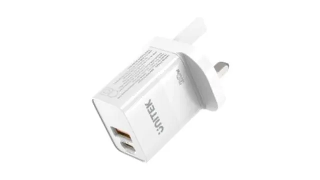 Unitek Wall Charger UK Plug 20W USB & Usb-C White