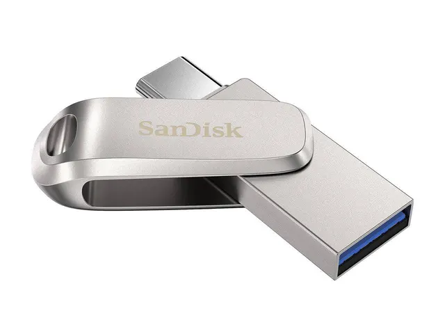 Sandisk Ultra Dual Drive Luxe Type C.32GB Black SDDDC4-032G-G46